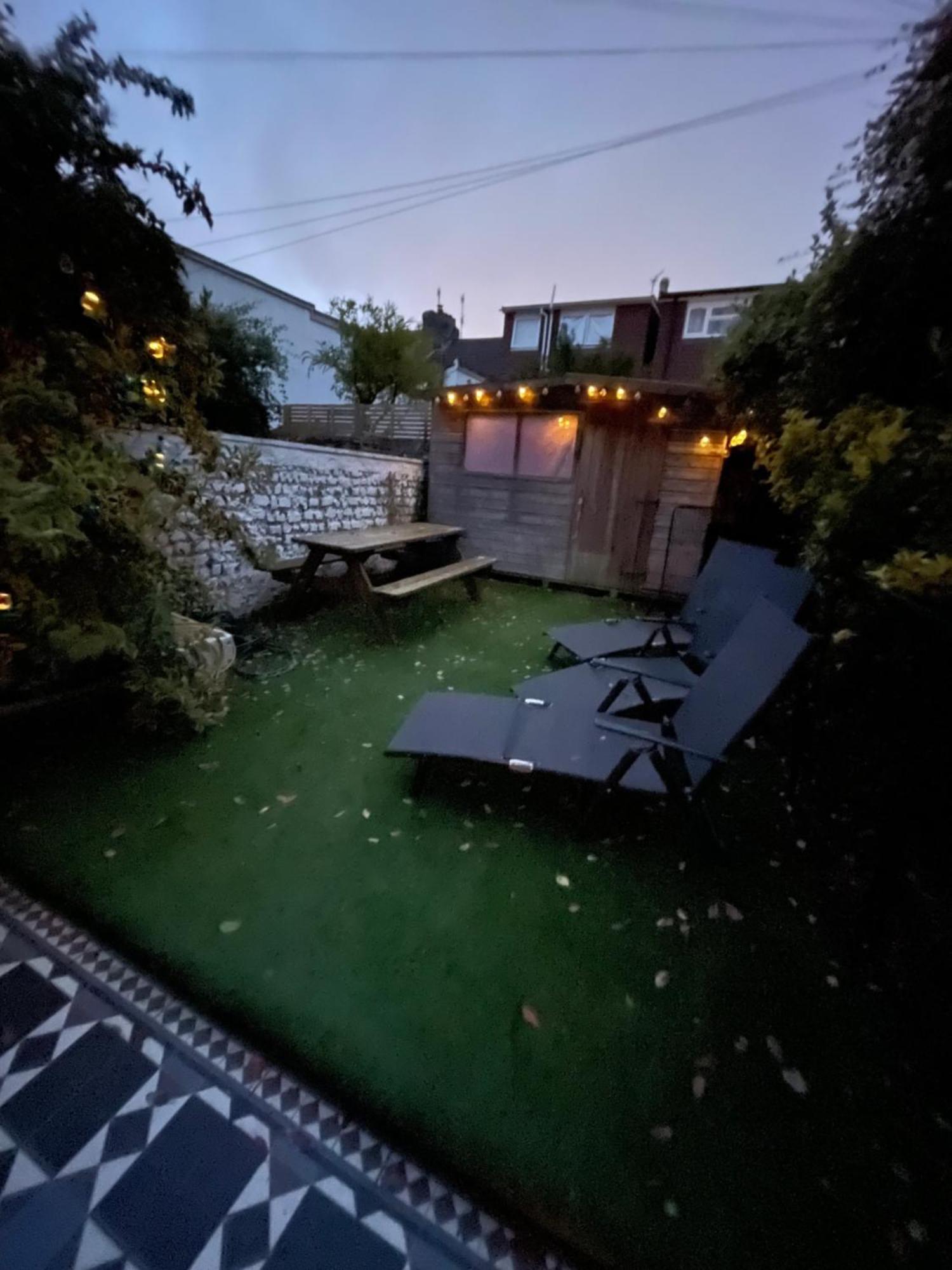 Villa The Palms Hove Esterno foto